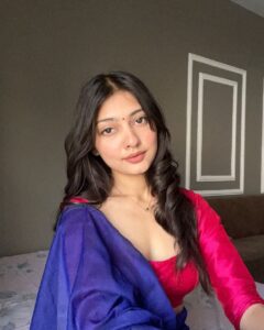 Nisha (22) seeks Men for Casual Partner